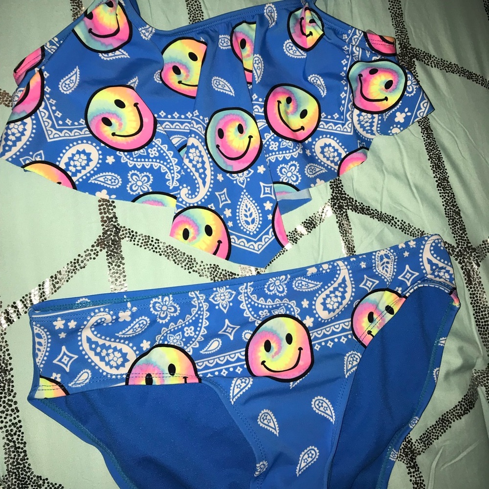 Bathing suit